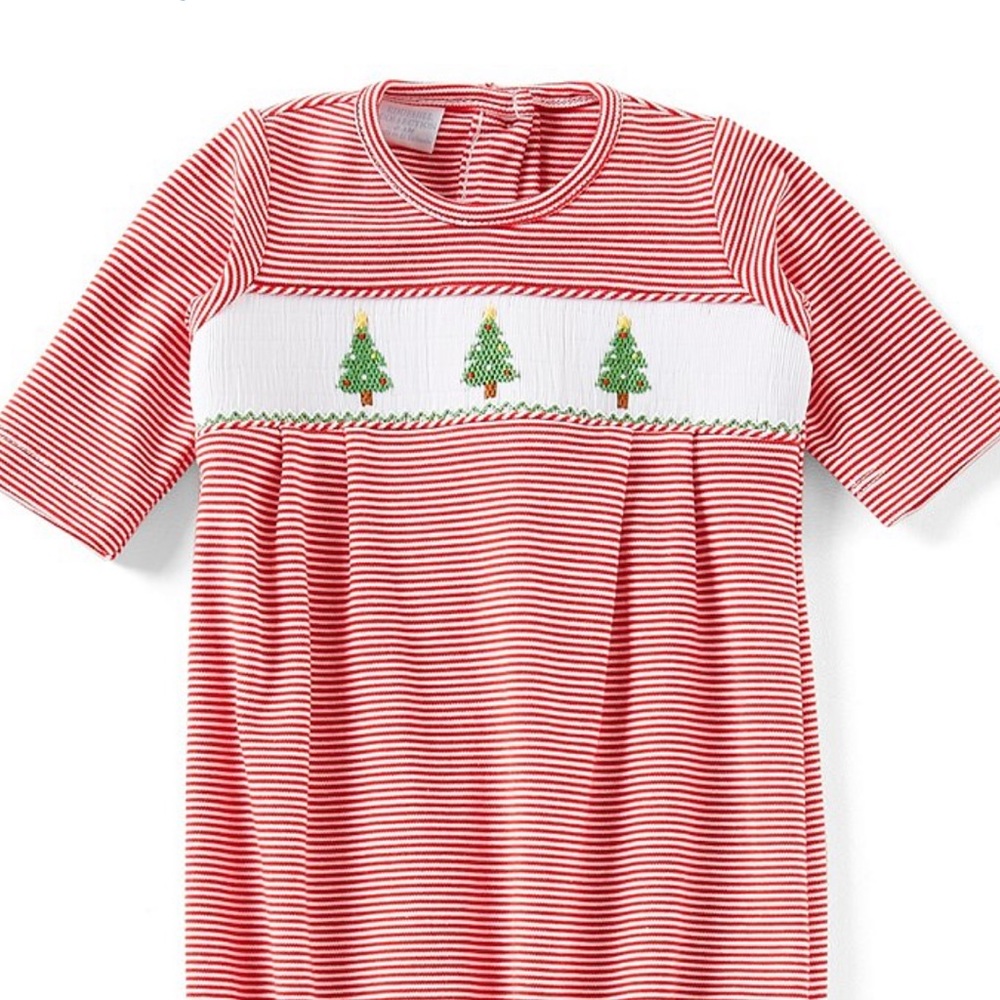 NWT adorable Christmas outfit by Edgehill 3 months